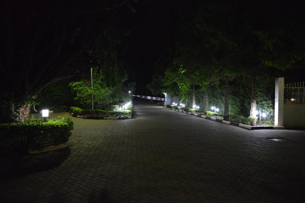 Morogoro Hotel Exterior foto